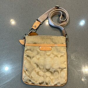 Coach cross body bag, GUC.